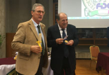 Assemblea nazionale Federcaccia: ecco temi e prospettive assemblea nazionale federaccia: il presidente nazionale Massimo Buconi premia Bruno Modugno col riconoscimento di Cacciatore gentiluomo