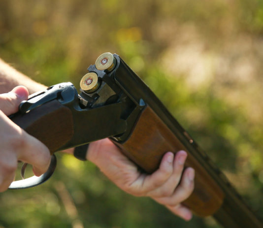 Incidenti di caccia, i dati dell’Università di Urbino incidenti di caccia: cacciatore con fucile