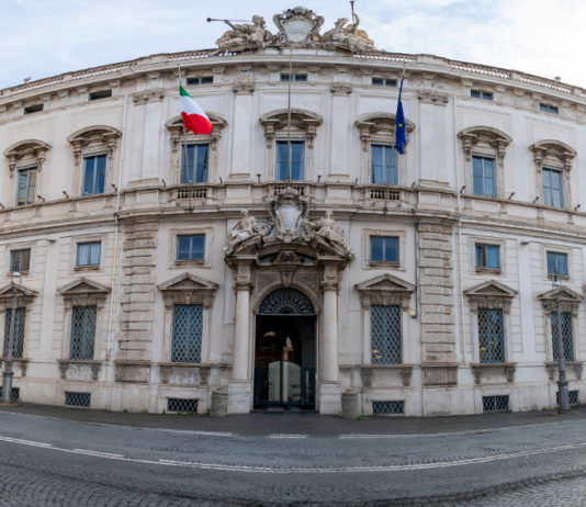 Cacciatori e controllo faunistico, la sentenza della Corte costituzionale cacciatori e controllo faunistico: palazzo della corte costituzionale