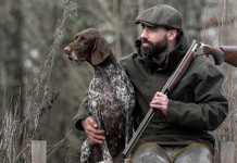 Caccia Magazine maggio 2021 in edicola dal 20 aprile Caccia Magazine maggio 2021: cacciatore con cane