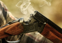 Confronto assessore-cacciatori sul calendario venatorio della Campania calendario venatorio della campania: fumo da fucile aperto dopo lo sparo