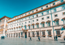 Caccia in Lombardia, governo impugna legge Caccia in Lombardia, governo impugna legge: facciata di palazzo chigi