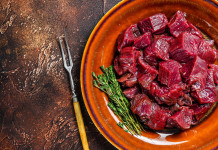 Filiera della carne di selvaggina: autoconsumo, formazione, controllo faunistico Filiera della carne di selvaggina