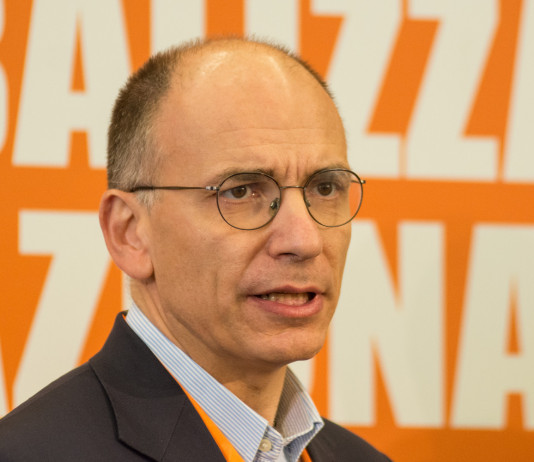 Legge sulle armi, la proposta di Letta Legge sulle armi, la proposta di Letta