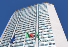 Le associazioni venatorie lombarde incontrano Fontana e Rolfi Le associazioni venatorie lombarde incontrano Fontana e Rolfi: facciata del Pirellone, sede della giunta regionale lombarda