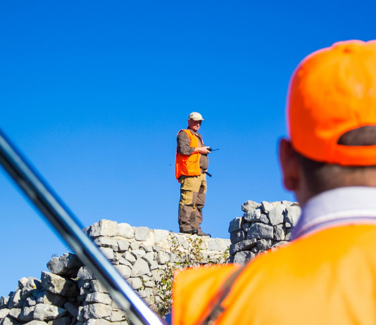 Associazione unica dei cacciatori: che dice l’Arcicaccia? Associazione unica dei cacciatori: due cacciatori parlano prima di una braccata sul Monte Stella (Salerno)
