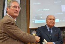 Doppia assegnazione per il premio Gentiluomo cacciatore 2021 Massimo Buconi, presidente nazionale Federcaccia, premia Ugo Gussalli Beretta come Gentiluomo Cacciatore 2021