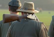 Unità dei cacciatori, l’Arcicaccia rilancia Unità dei cacciatori: cacciatori col cappello di spalle