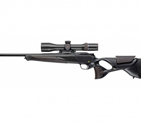 Blaser R8 Ultimate Carbon Leather, la prima della classe Blaser R8 Ultimate carbon leather, la prima della classe