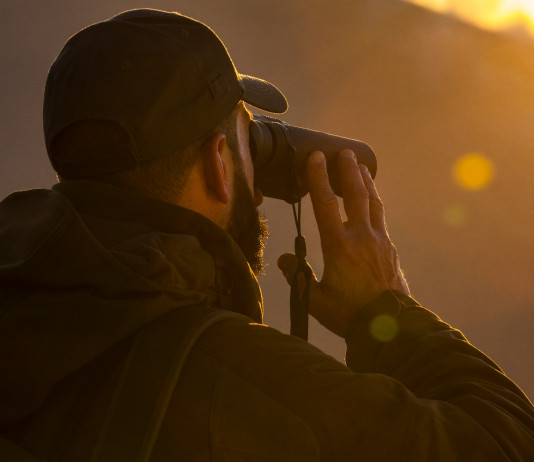 Steiner Ranger Lrf 10×42, il binotelemetro con prisma a tetto Steiner Ranger Lrf 10x42, il binotelemetro con prisma a tetto