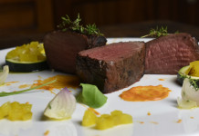 Daino alla brace con profumi dell’orto: la ricetta Daino alla brace con profumi dell’orto la ricetta