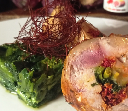 Fagianella roll ripiena di cime di rapa e ’nduja: la ricetta Fagianella roll ripiena di cime di rapa e ’nduja la ricetta