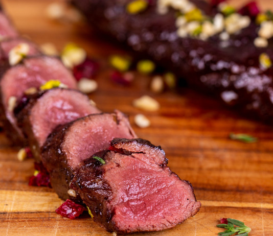 Filiera delle carni di selvaggina: a Foligno il terzo congresso Filiera delle carni di selvaggina a Foligno il terzo congresso: preparazione gourmet con carne di selvaggina