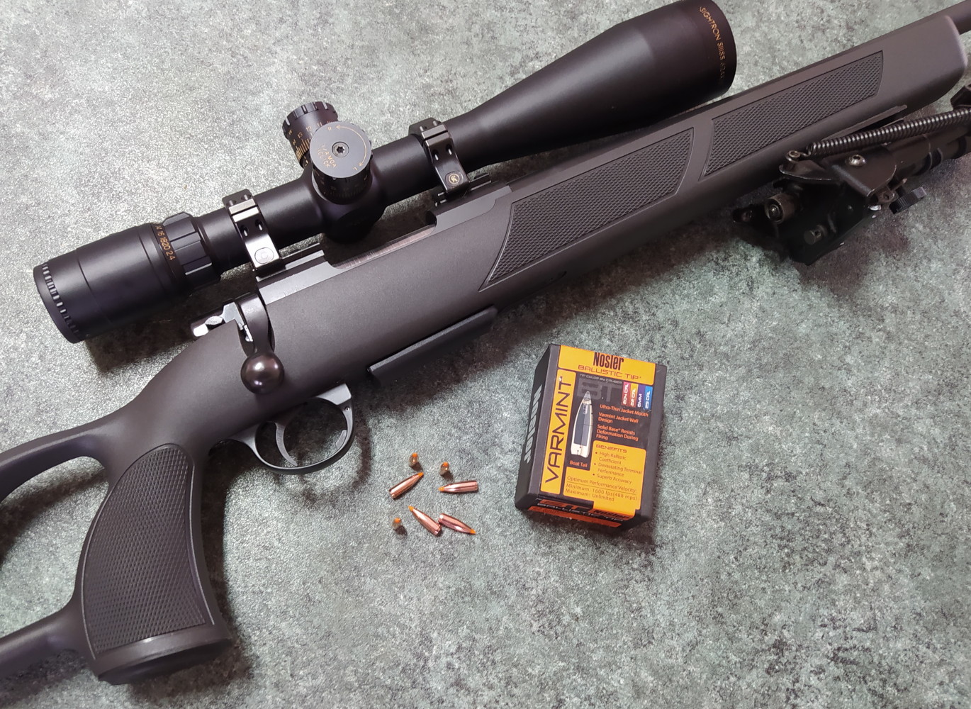 Ricarica del calibro .223 Remington con palla Nosler Ballistic tip Varmint di 55 grani: test con la carabina Sabatti Hunter Competition