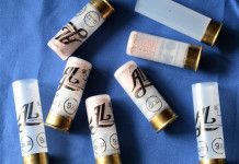 Ricarica di una munizione calibro 12 con 32 grammi di piombo per la migratoria Ricarica di una munizione calibro 12 con 32 grammi di piombo per la migratoria