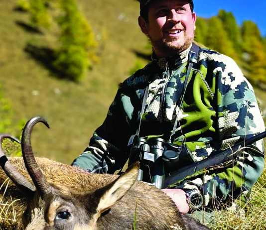 Caccia Magazine novembre 2023 in edicola dal 18 ottobre Caccia Magazine novembre 2023 in edicola dal 18 ottobre: Vincenzo Frascino a caccia di camosci