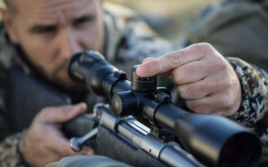 Una torretta balistica flessibile in omaggio con i cannocchiali Swarovski Z8i Una torretta balistica flessibile in omaggio con i cannocchiali Swarovski Z8i