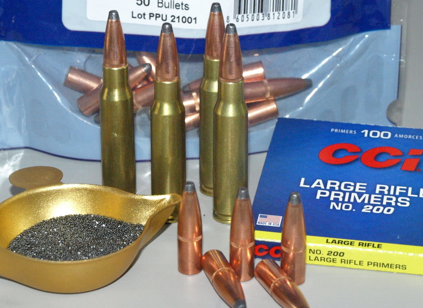 Ricarica di munizioni calibro .308 Winchester con palla Ppu soft point di 180 grani test