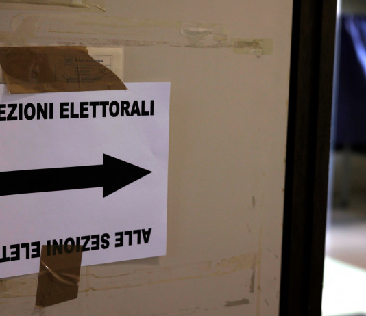Elezioni europee, Buconi teme strumentalizzazioni della caccia Elezioni europee, Buconi teme strumentalizzazioni della caccia - seggio elettorale
