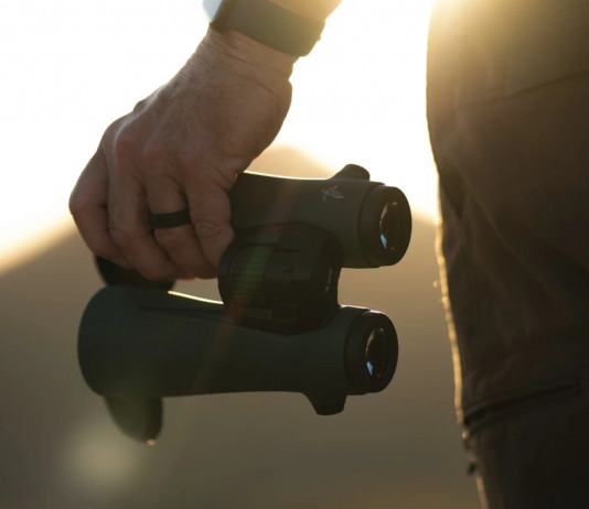 Swarovski NL Pure 52, due binocoli con obiettivo di 52 millimetri Swarovski NL Pure 52, due binocoli con obiettivo di 52 millimetri