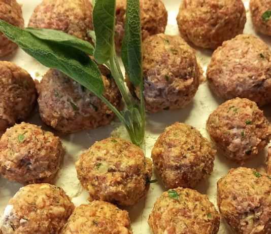 Ricette di selvaggina: polpette di cinghiale ripiene Ricette di selvaggina polpette di cinghiale ripiene