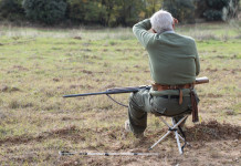 Ivan Bettina Piazza vince il concorso di racconti «Caccia, passione e ricordi» Ivan Bettina Piazza vince il concorso di racconti “Caccia, passione e ricordi”: vecchio cacciatore di spalle