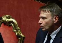 Il Fatto Quotidiano pubblica anteprima della bozza di riforma della legge sulla caccia Il Fatto Quotidiano pubblica anteprima della bozza di riforma della legge sulla caccia: Francesco Lollobrigida, ministro dell'Agricoltura, in Senato