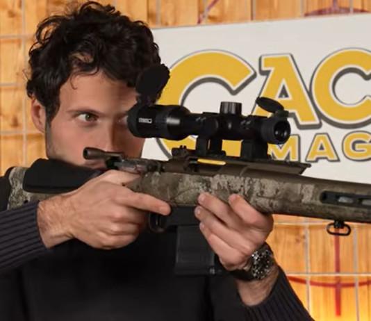 Il cannocchiale da battuta per la caccia collettiva al cinghiale: il video Il cannocchiale da battuta per la caccia collettiva al cinghiale video