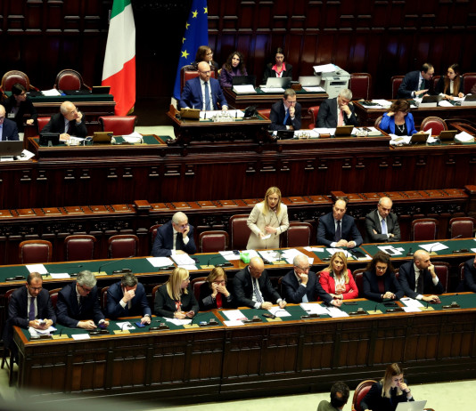 Il decreto sicurezza – con la riforma dei divieti di porto di coltelli – alla Camera Il decreto sicurezza - con la riforma dei divieti di porto di coltelli - alla Camera