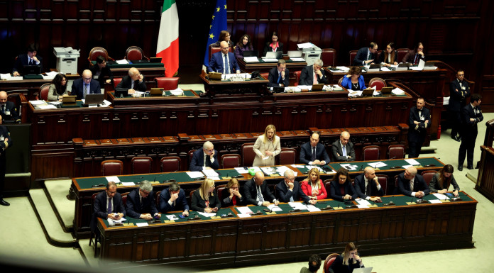 Il decreto sicurezza – con la riforma dei divieti di porto di coltelli – alla Camera Il decreto sicurezza - con la riforma dei divieti di porto di coltelli - alla Camera