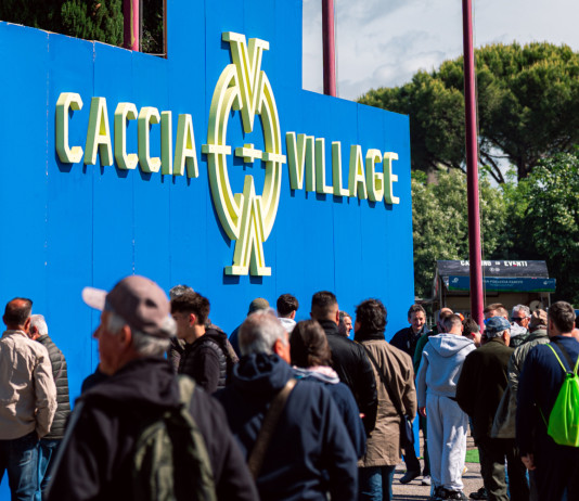 In 35.000 a Caccia Village In 35.000 a Caccia Village