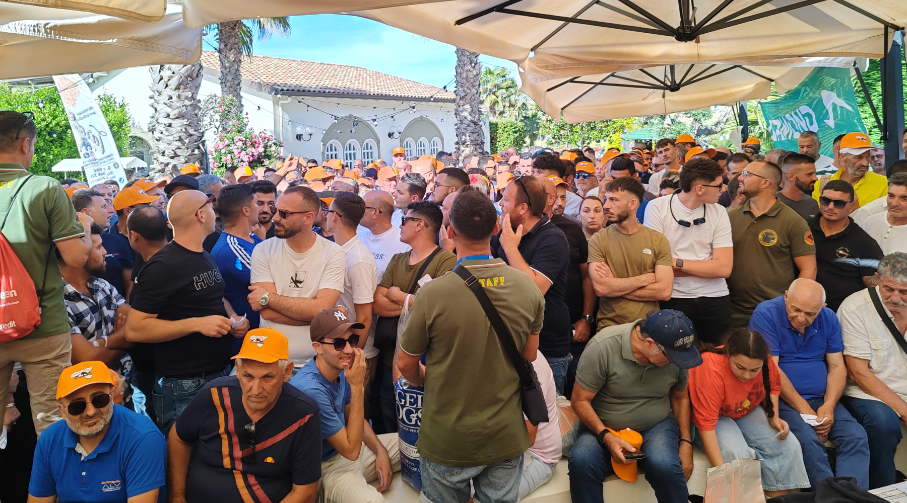 3.000 euro per il sociale raccolti da Caccia con i meticci 3.000 euro per il sociale raccolti da Caccia con i meticci