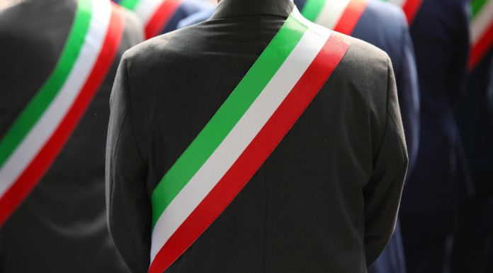 Quali sono i poteri del sindaco sul divieto di caccia? La sentenza del Tar Quali sono i poteri del sindaco sul divieto di caccia La sentenza del Tar - fascia tricolore del sindaco